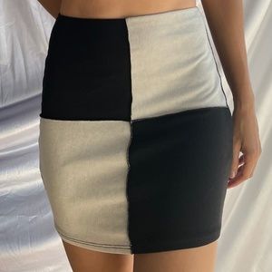 American Threads Knitted High Waisted Two Tone Short Skirt, Womens Size Small